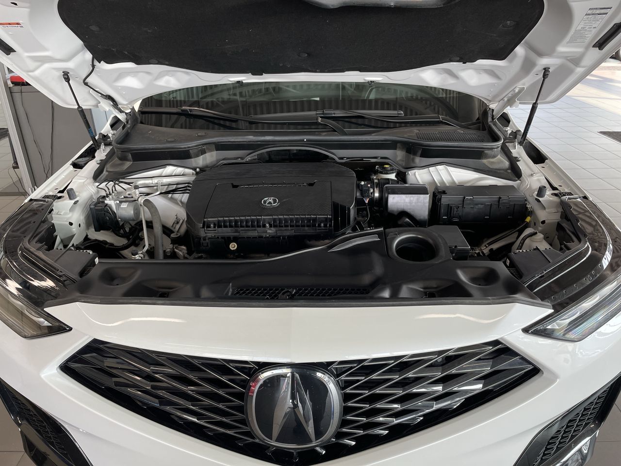 2025  MDX