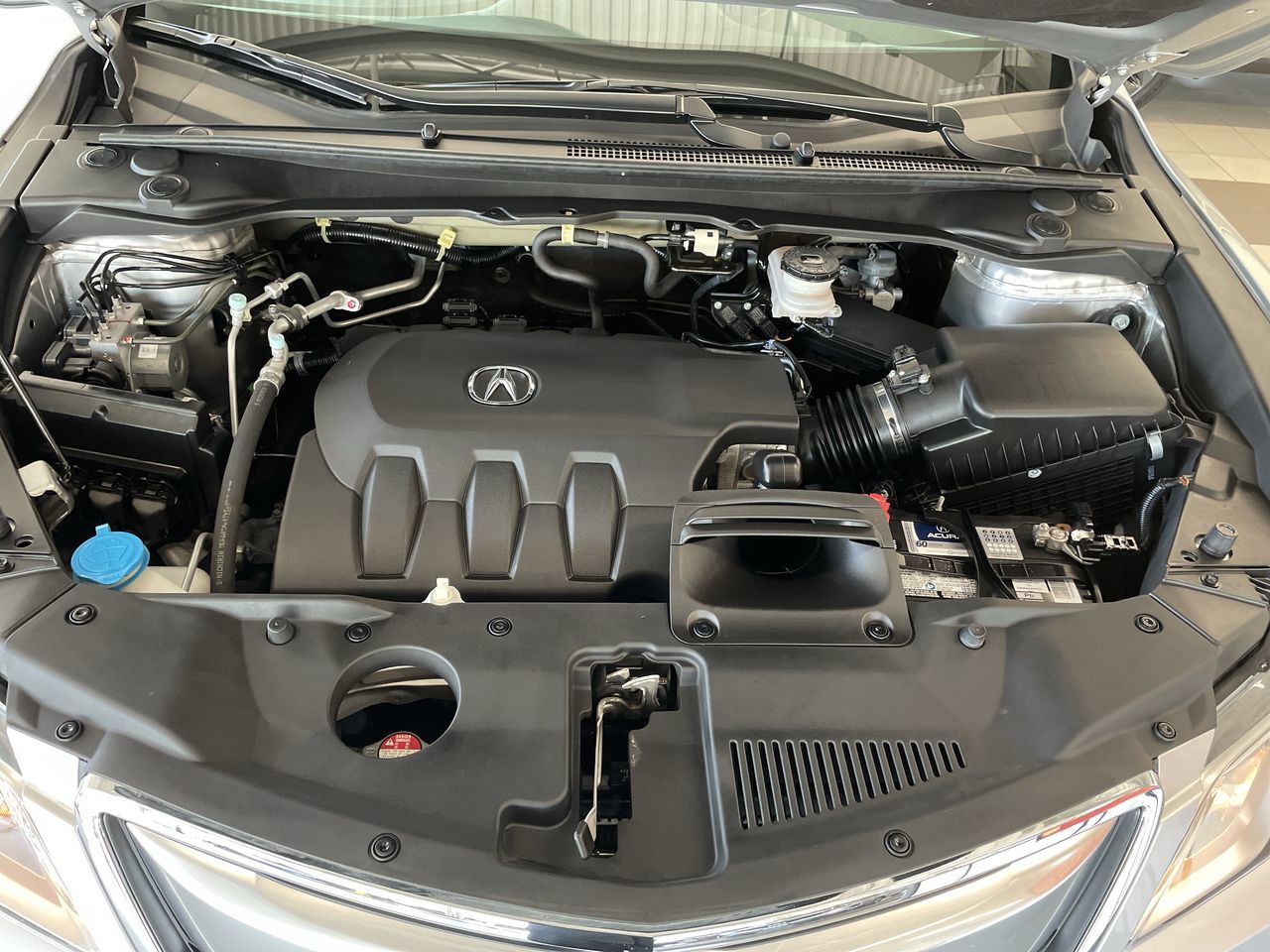 Voxcar ACURA RDX SUV in , VANCOUVER