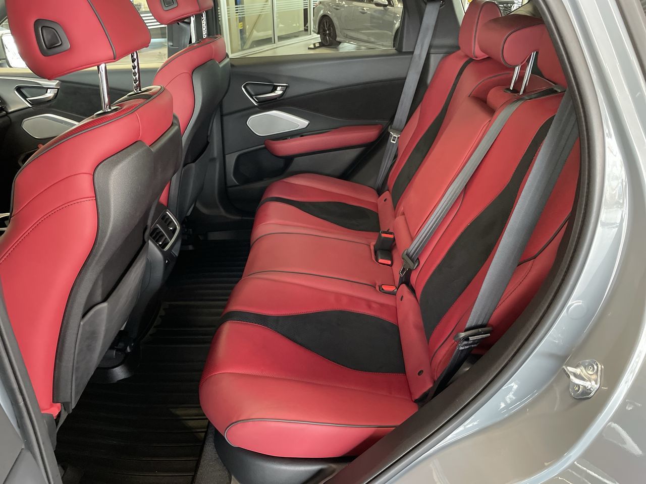 2025 Acura RDX