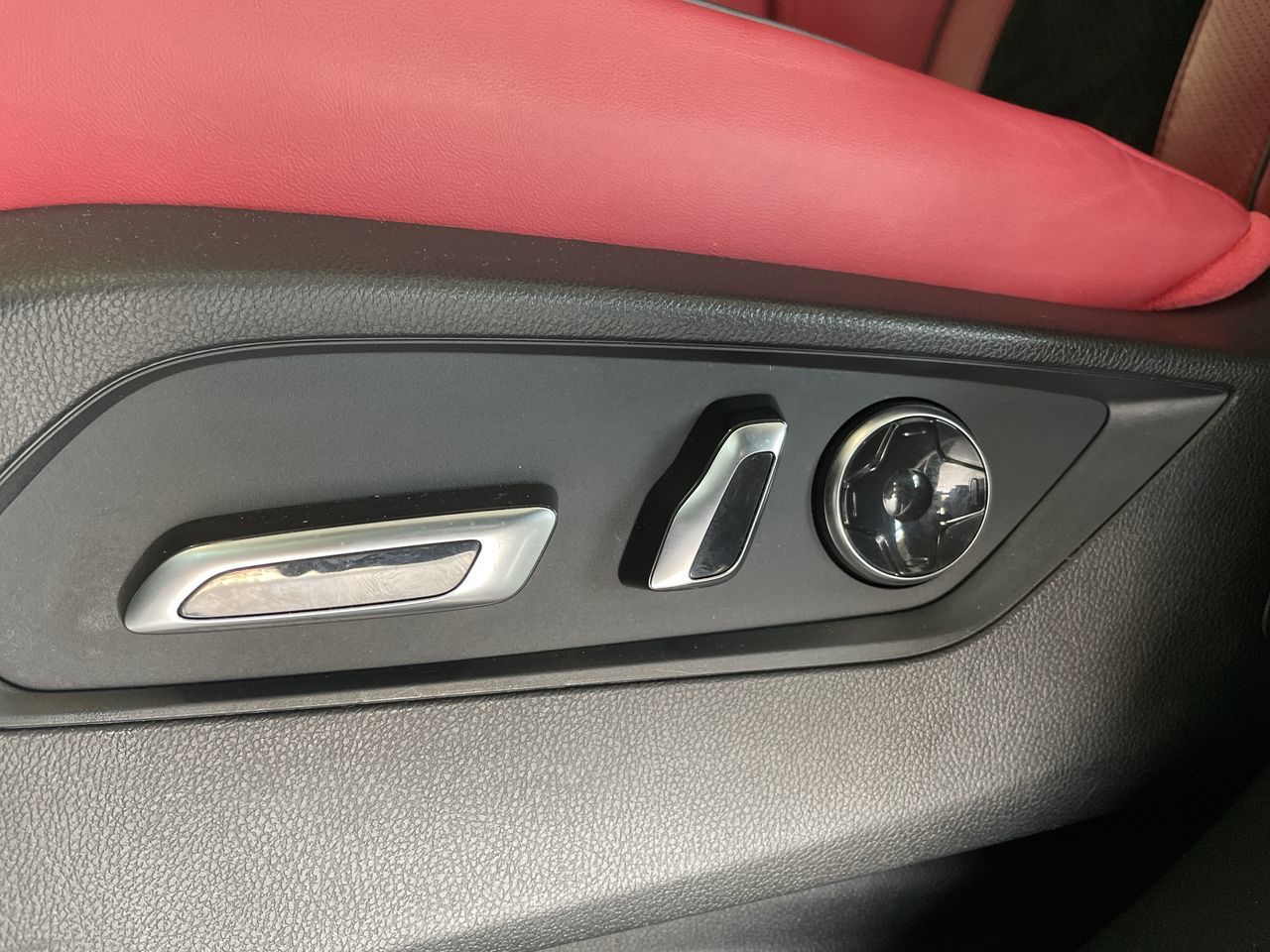 2025 Acura RDX