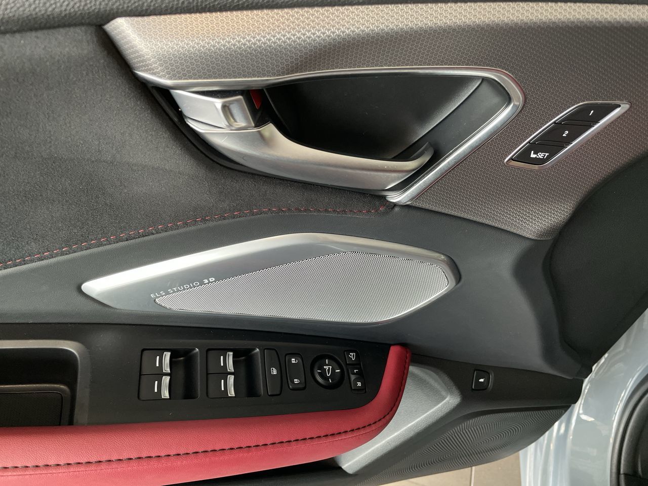 2025 Acura RDX