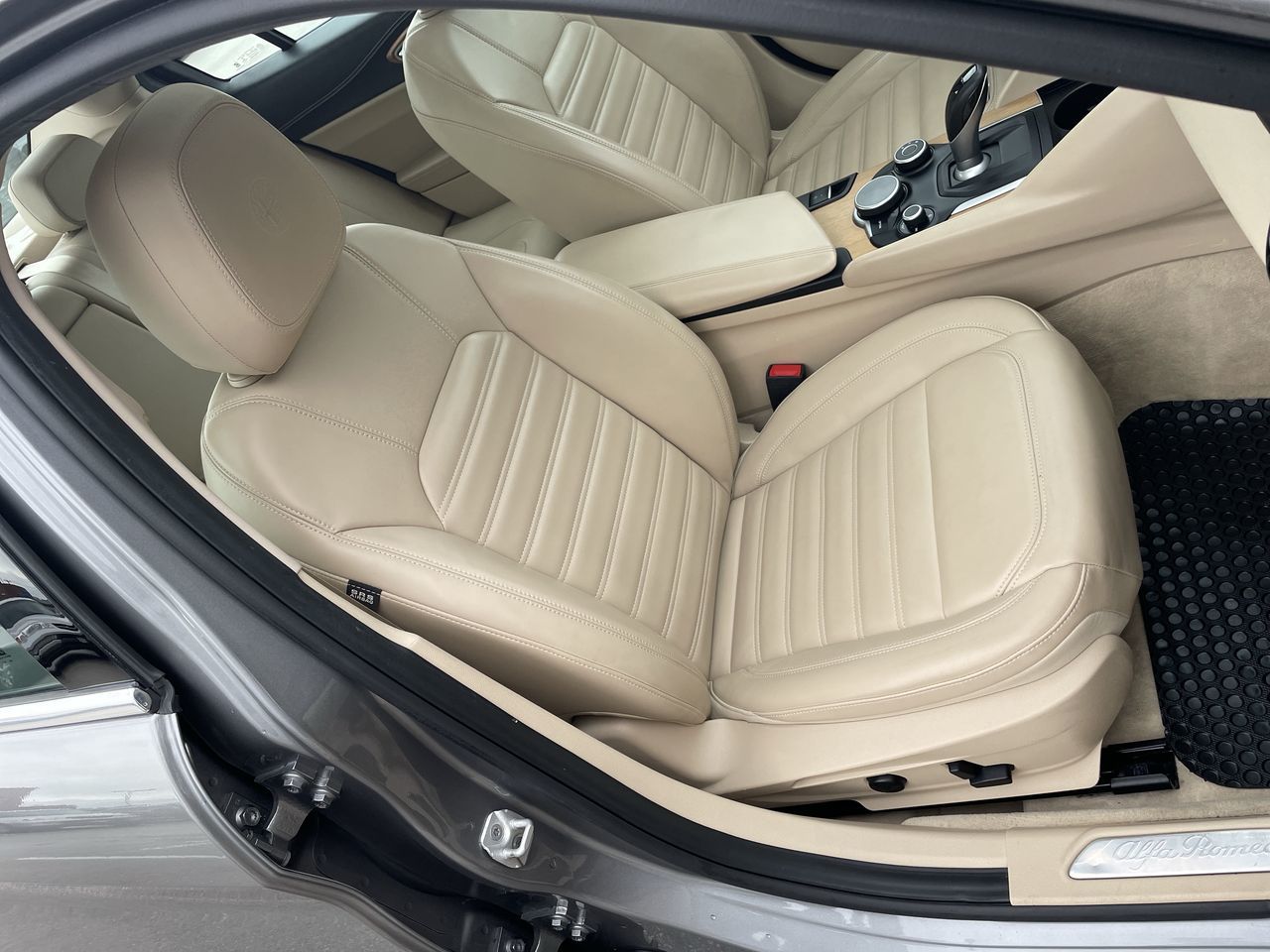 2017 Alfa Romeo Giulia in Vancouver, British Columbia