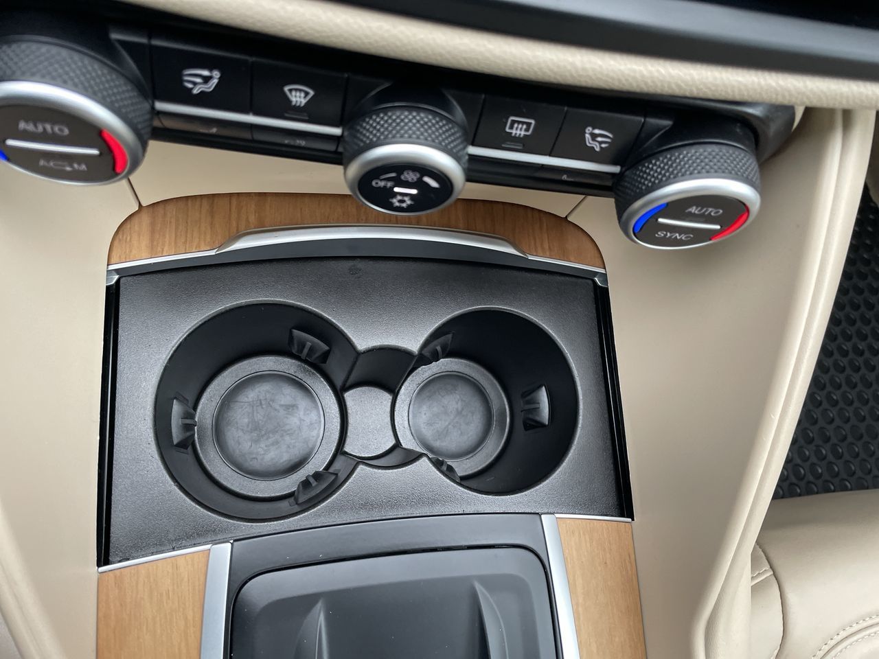 2017 Alfa Romeo Giulia in Vancouver, British Columbia