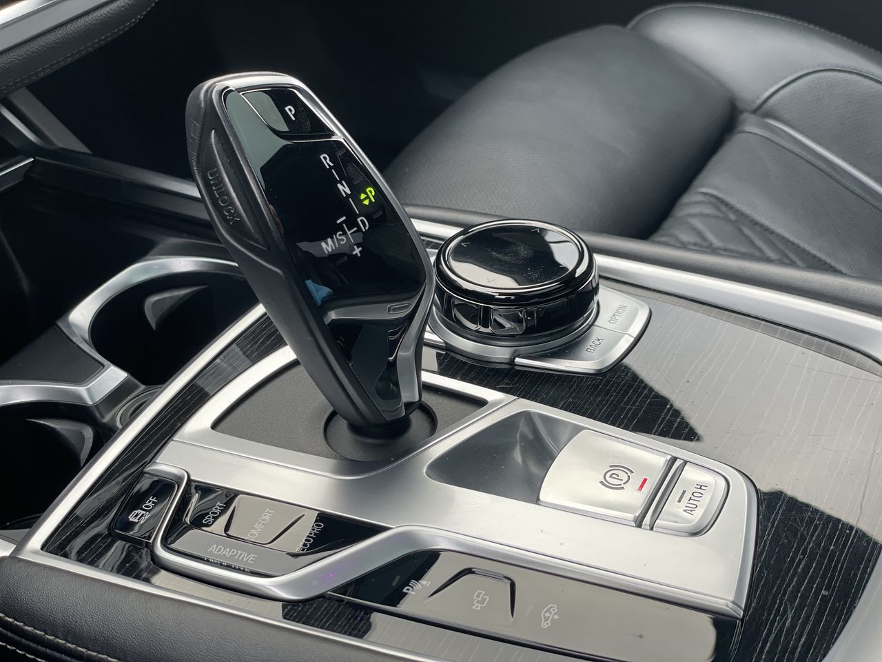 2019 BMW 750i