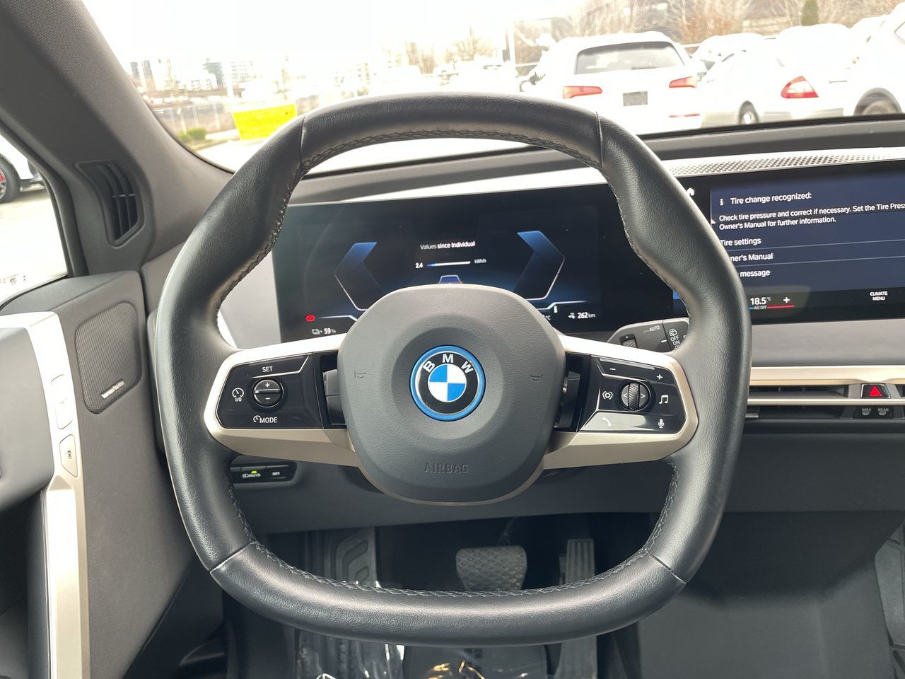 2022 BMW iX