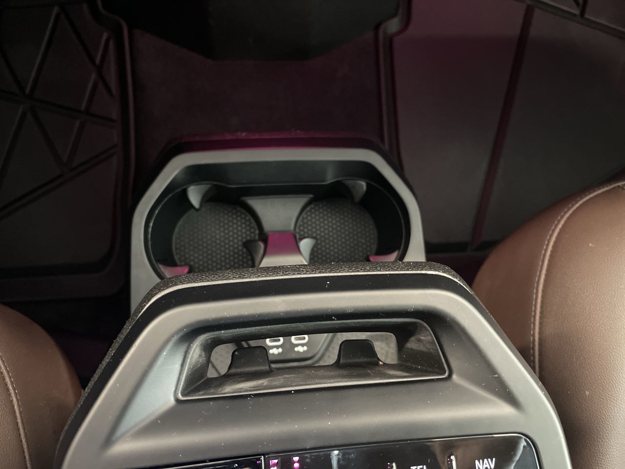 2022  iX