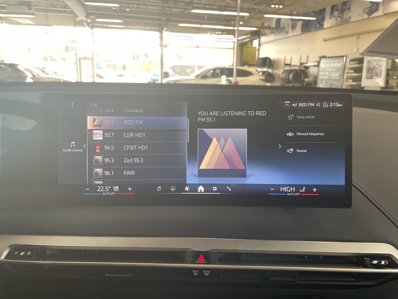 BMW IX  2024 à Vancouver, Colombie-Britannique