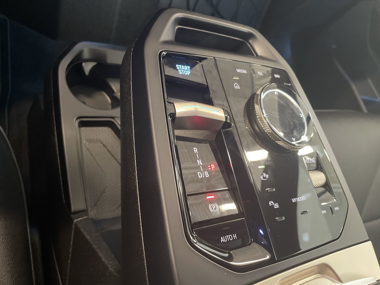 BMW IX  2024 à Vancouver, Colombie-Britannique