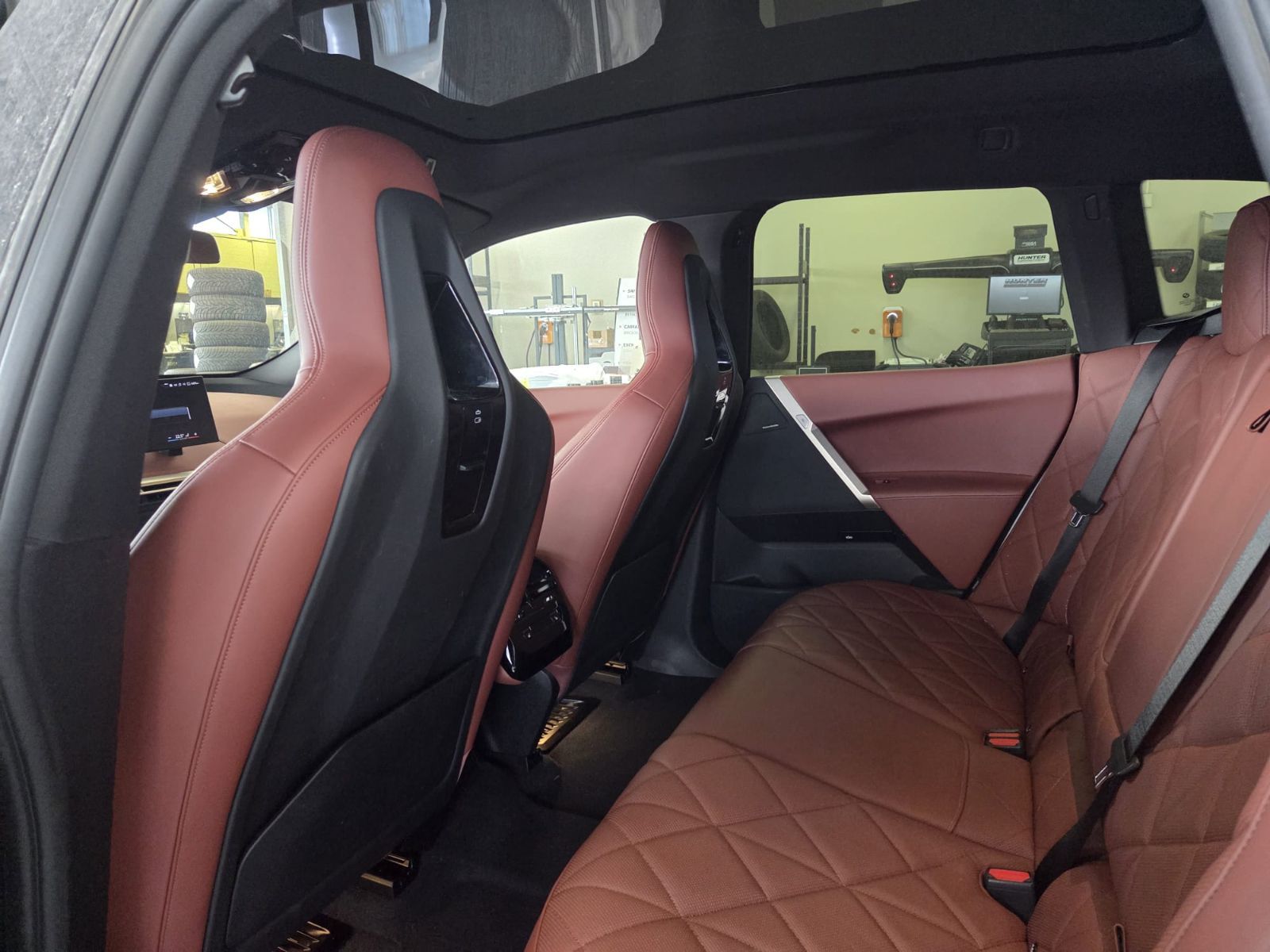 2025 BMW iX