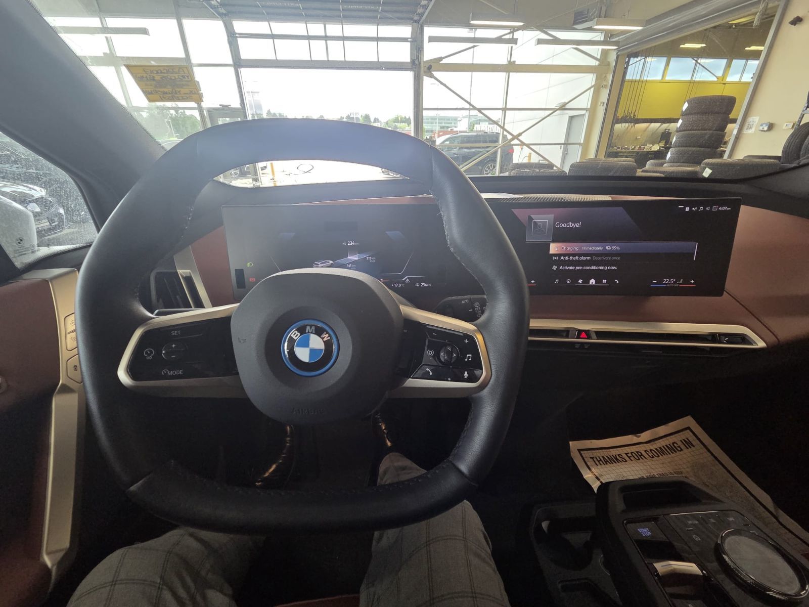 2025 BMW iX