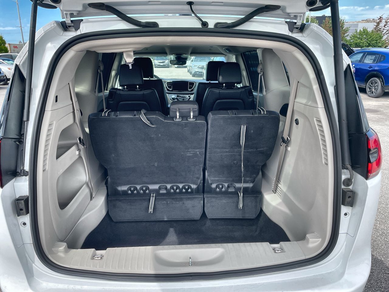 2024 Chrysler Pacifica in Vancouver, British Columbia