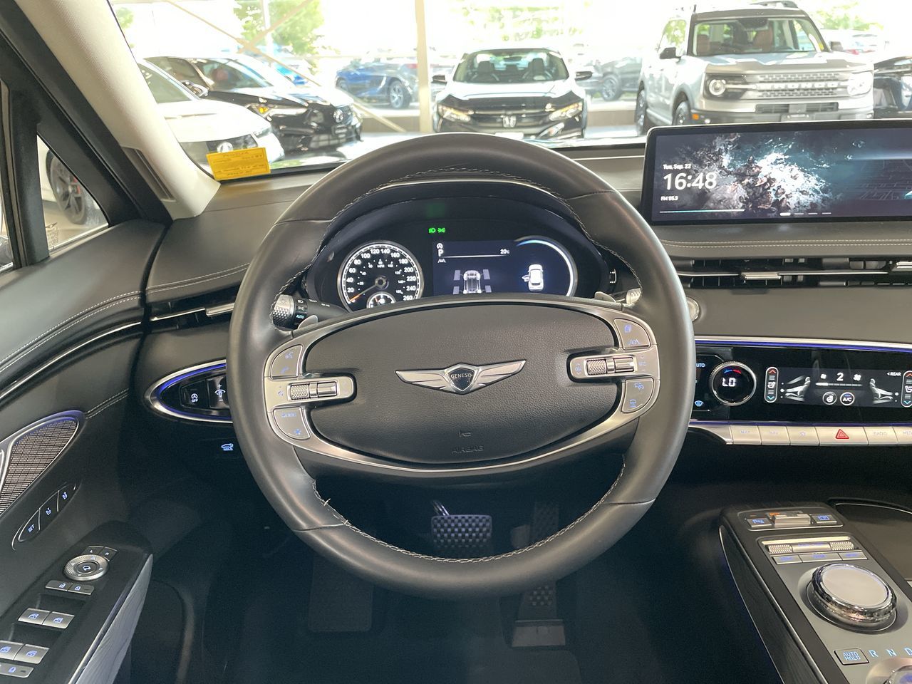 2025  GV70