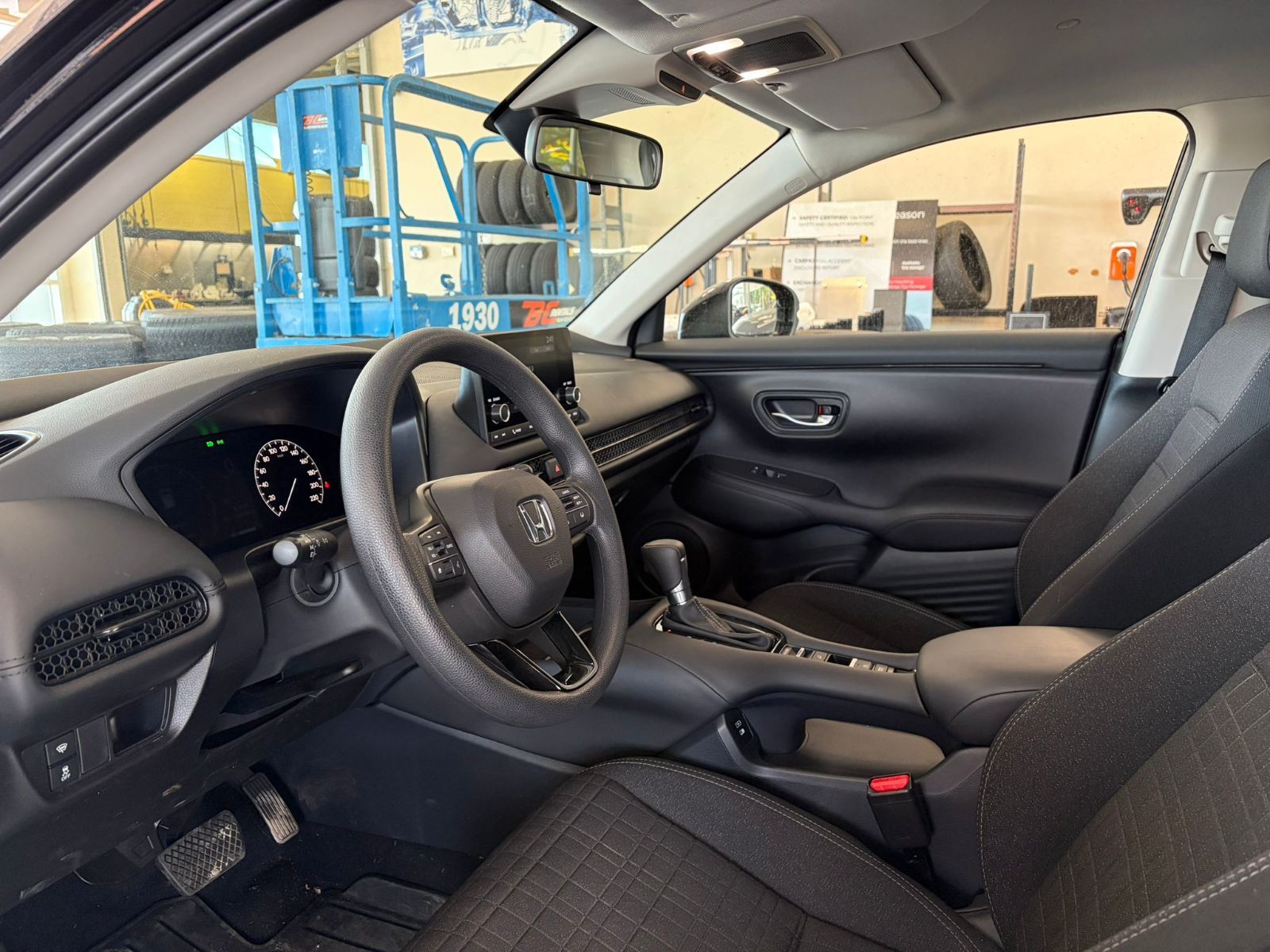 2025  HR-V