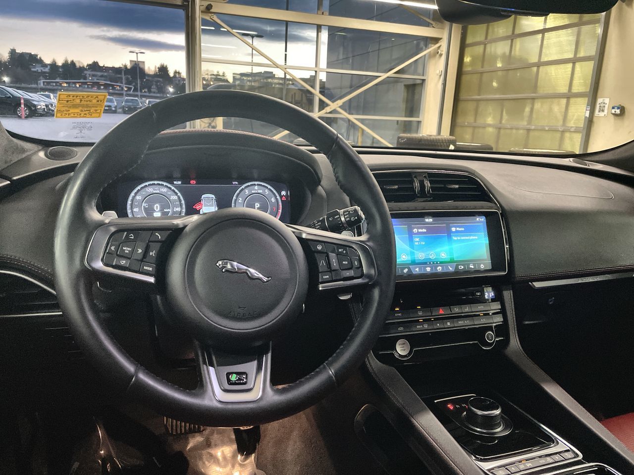Jaguar F-PACE  2019 à Vancouver, Colombie-Britannique