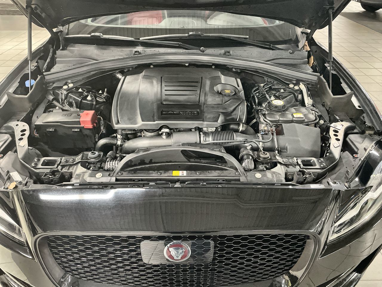 Jaguar F-PACE  2019 à Vancouver, Colombie-Britannique