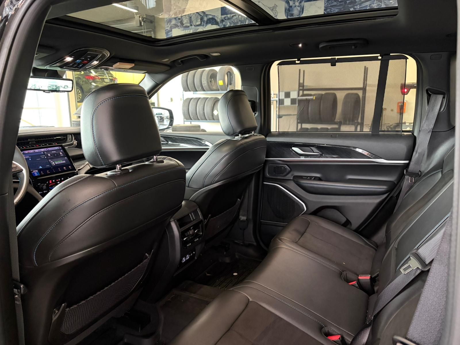 Jeep Grand Cherokee  2023 à Vancouver, Colombie-Britannique