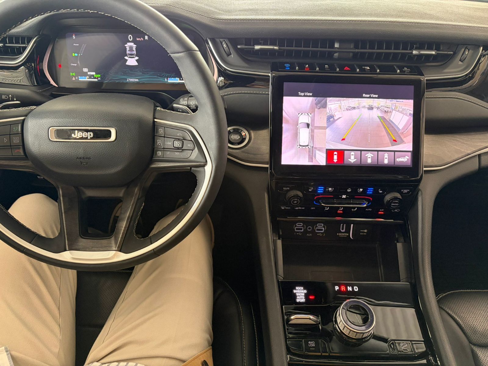 2023 Jeep Grand Cherokee in Vancouver, British Columbia