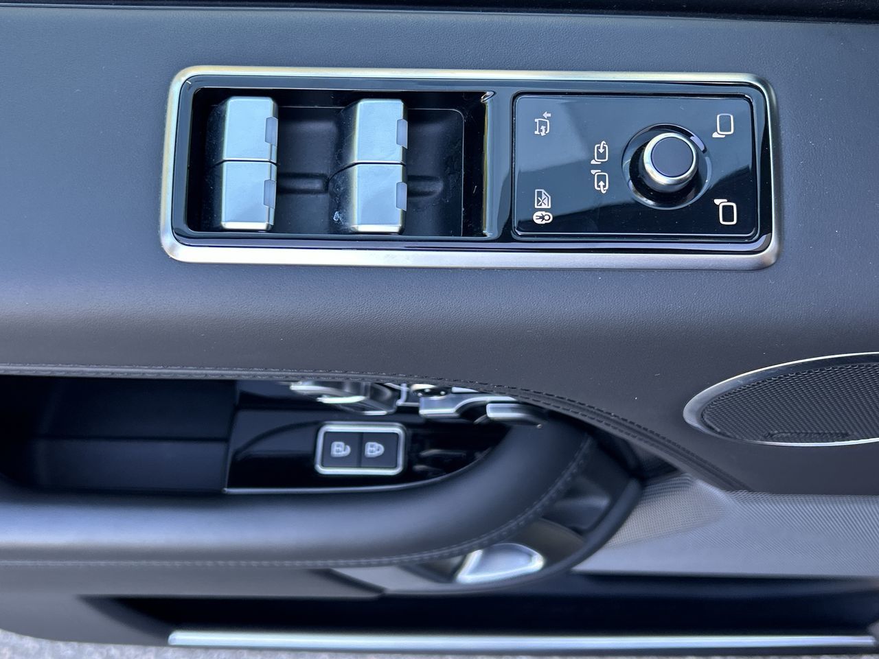 2021 Land Rover Range Rover in Vancouver, British Columbia