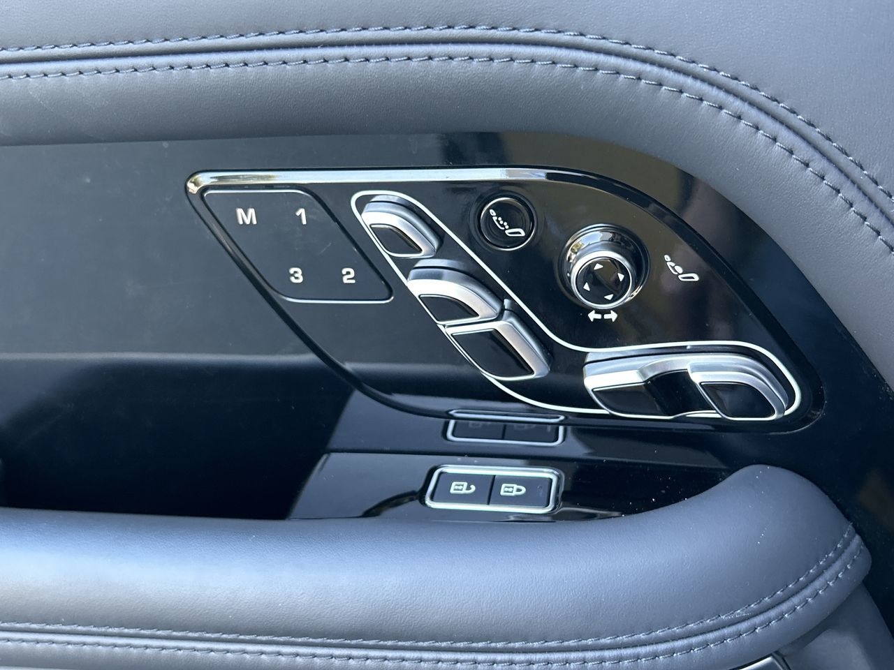 2021 Land Rover Range Rover in Vancouver, British Columbia