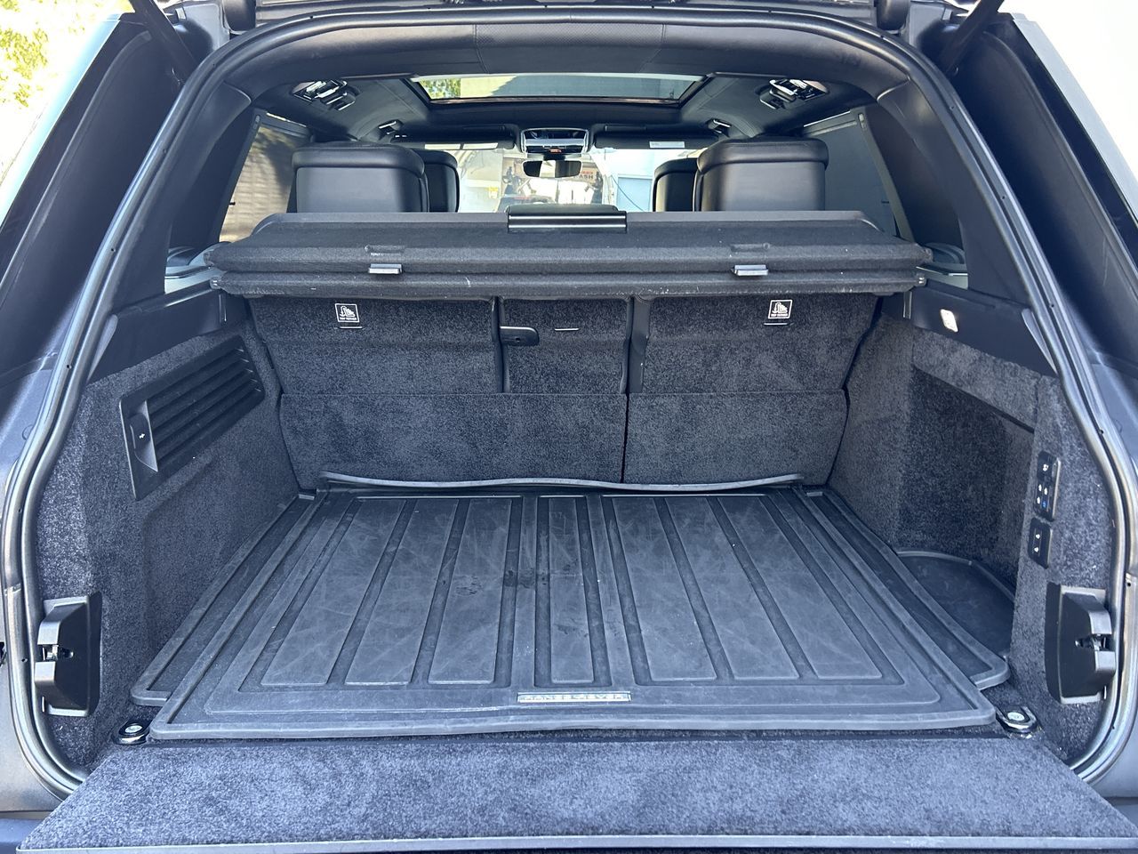 2021 Land Rover Range Rover in Vancouver, British Columbia