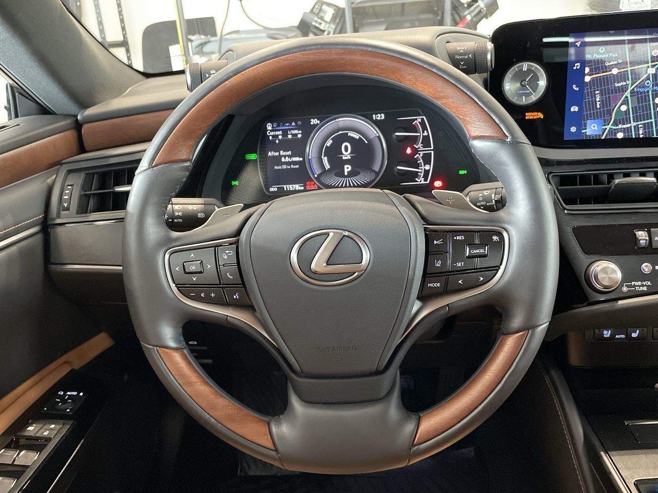 Lexus ES  2025 à Vancouver, Colombie-Britannique
