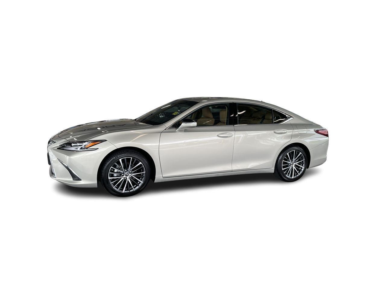 Lexus ES  2025 à Vancouver, Colombie-Britannique