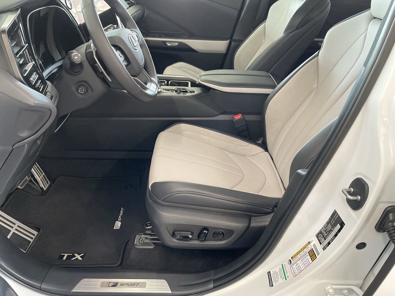 2025 Lexus TX