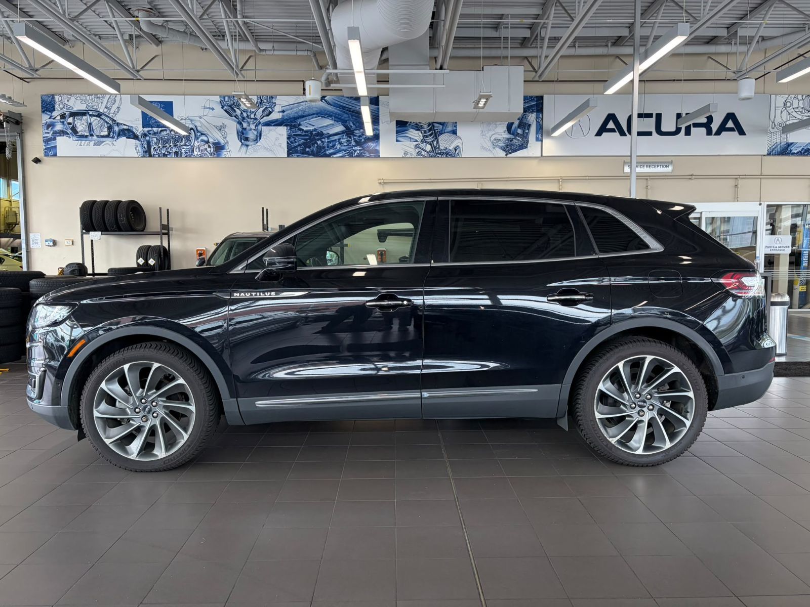 2019  Nautilus