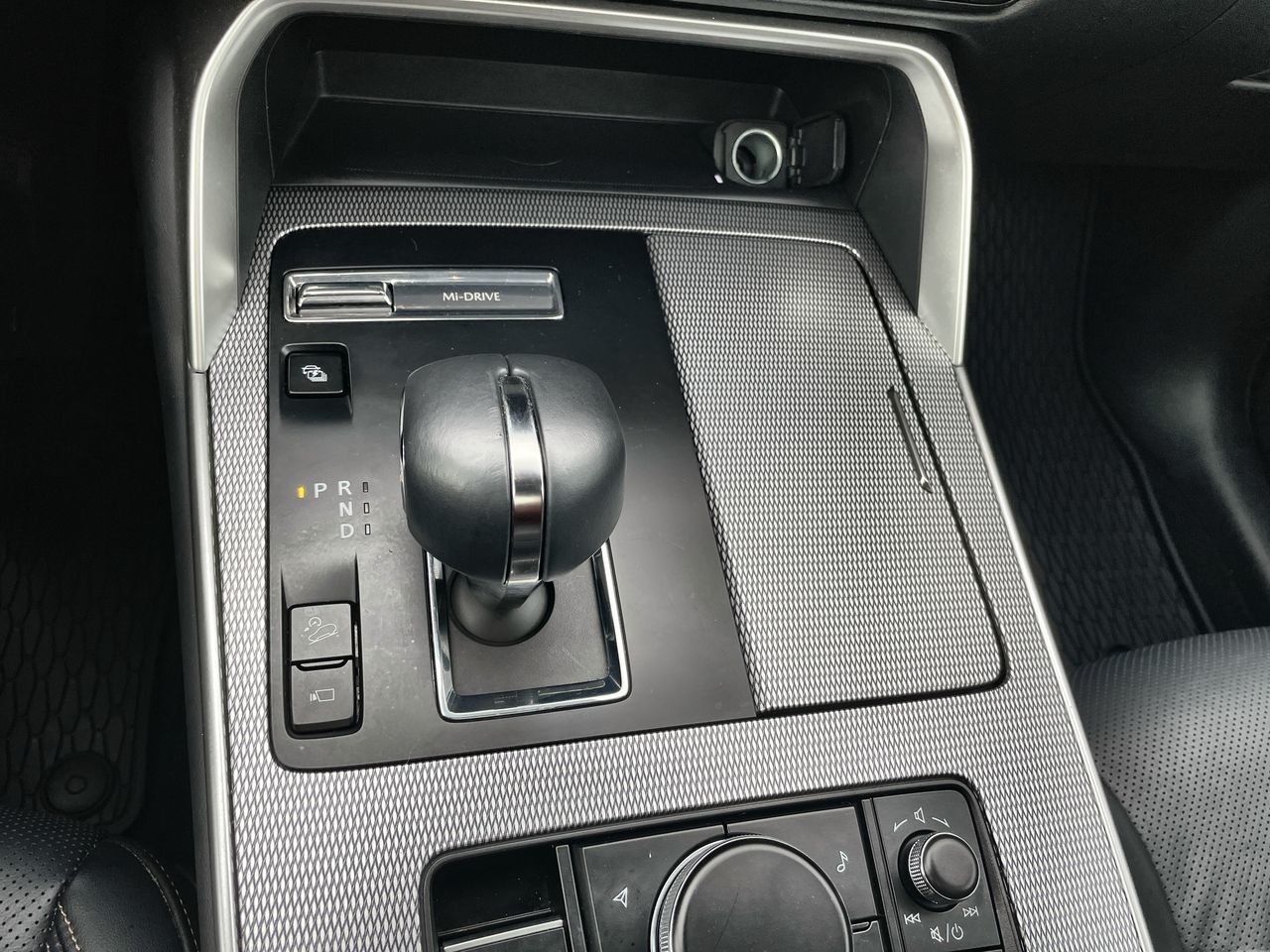 2025 Mazda CX-70 PHEV