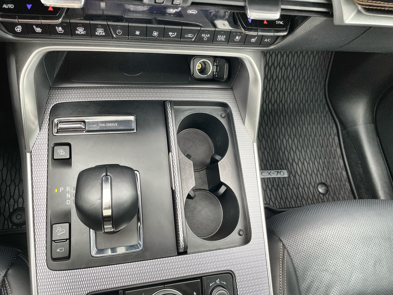 2025 Mazda CX-70 PHEV