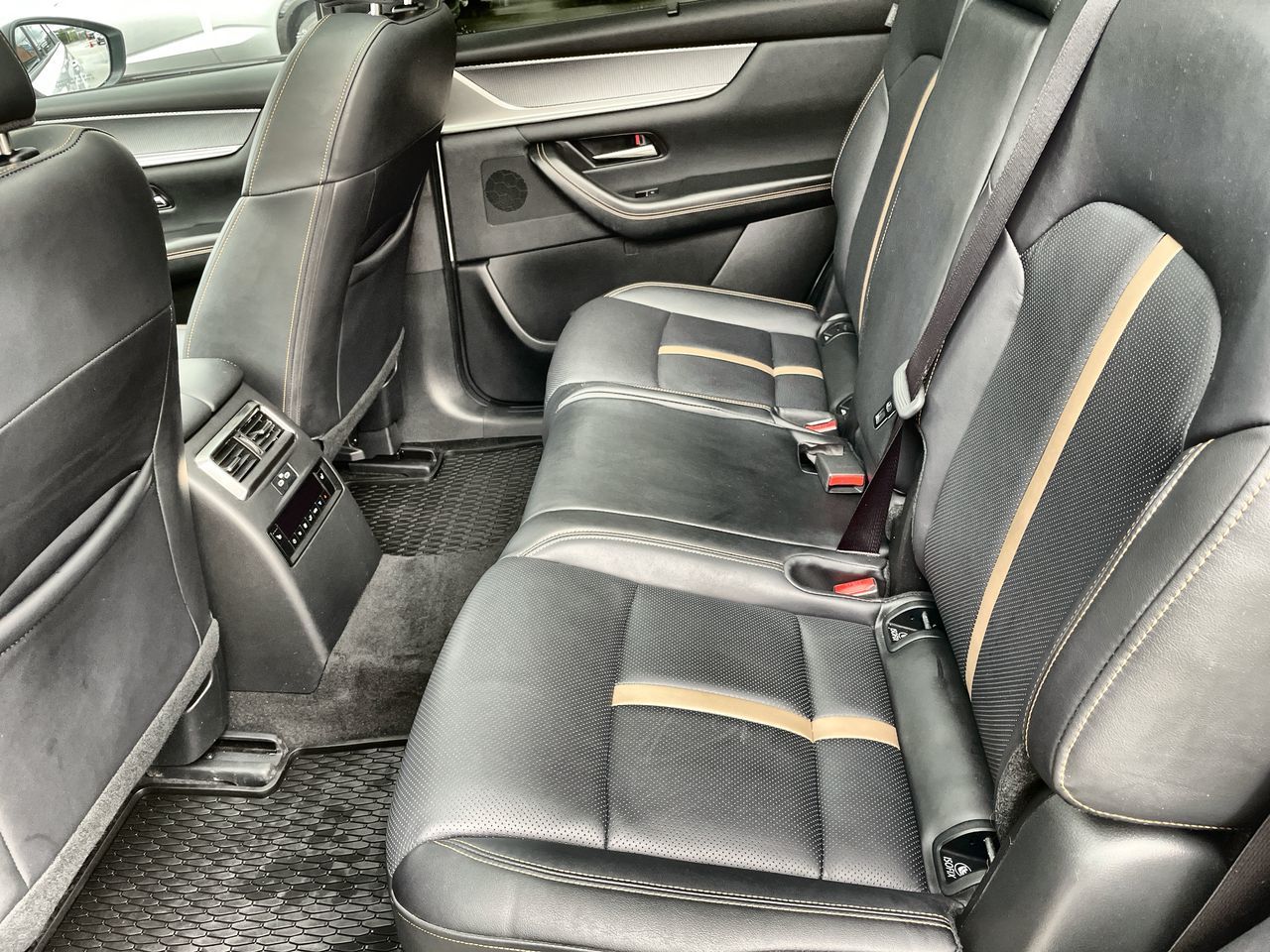 2025 Mazda CX-70 PHEV