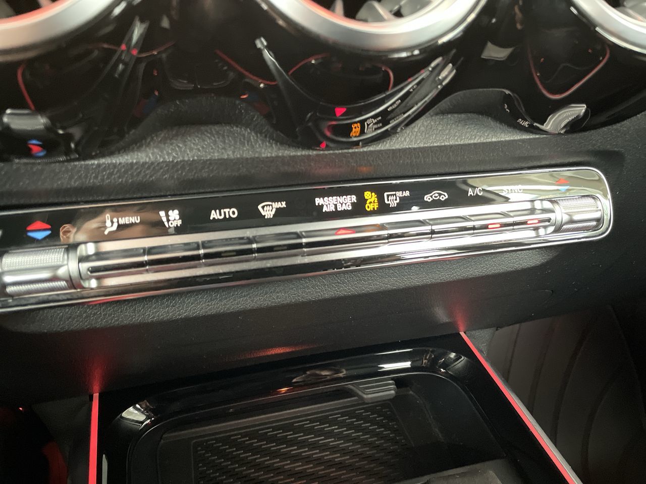 2023 Mercedes-Benz GLB250