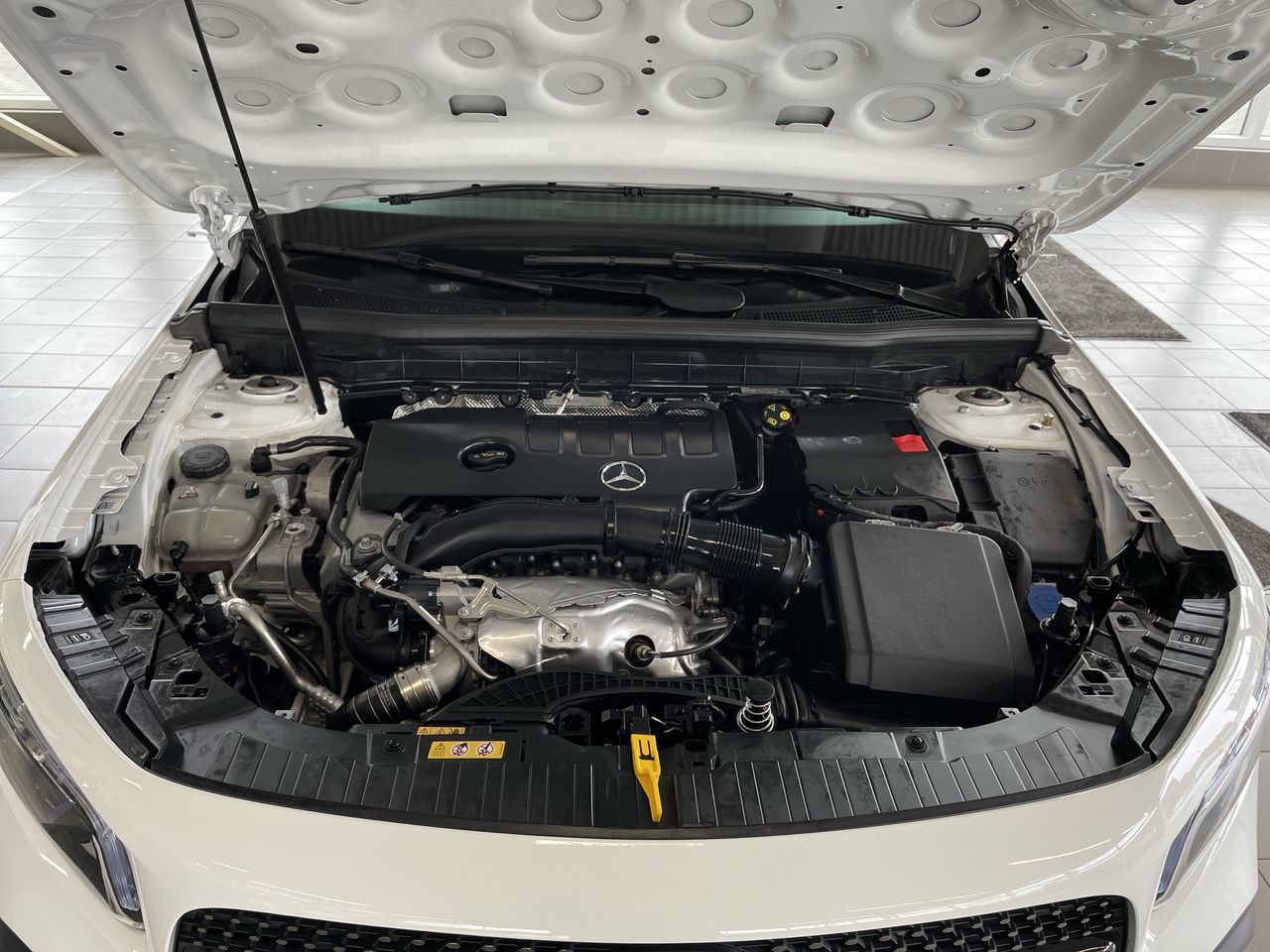2023 Mercedes-Benz GLB250