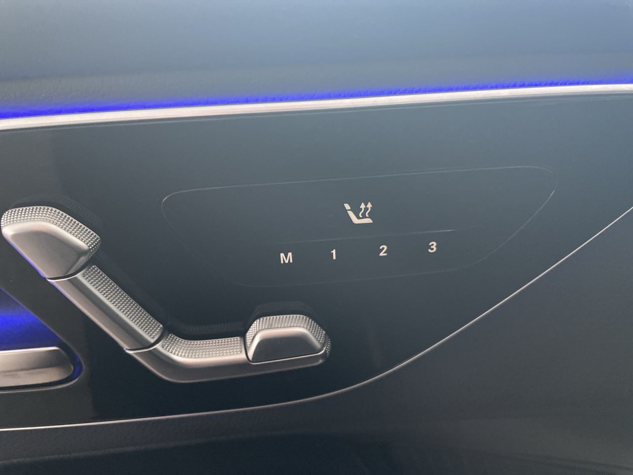 2024 Mercedes-Benz GLC300