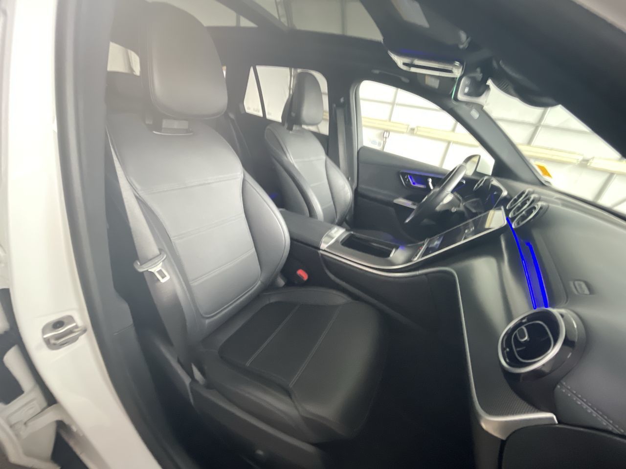 2024 Mercedes-Benz GLC300