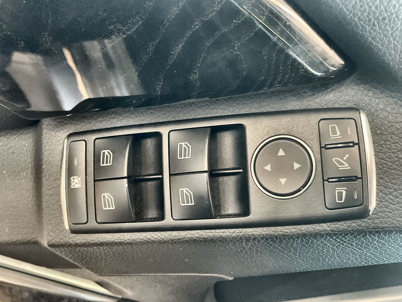 2014 Mercedes-Benz GLK350 in Vancouver, British Columbia