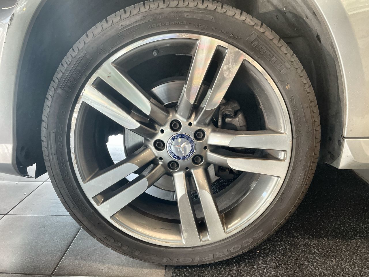 2014 Mercedes-Benz GLK350 in Vancouver, British Columbia