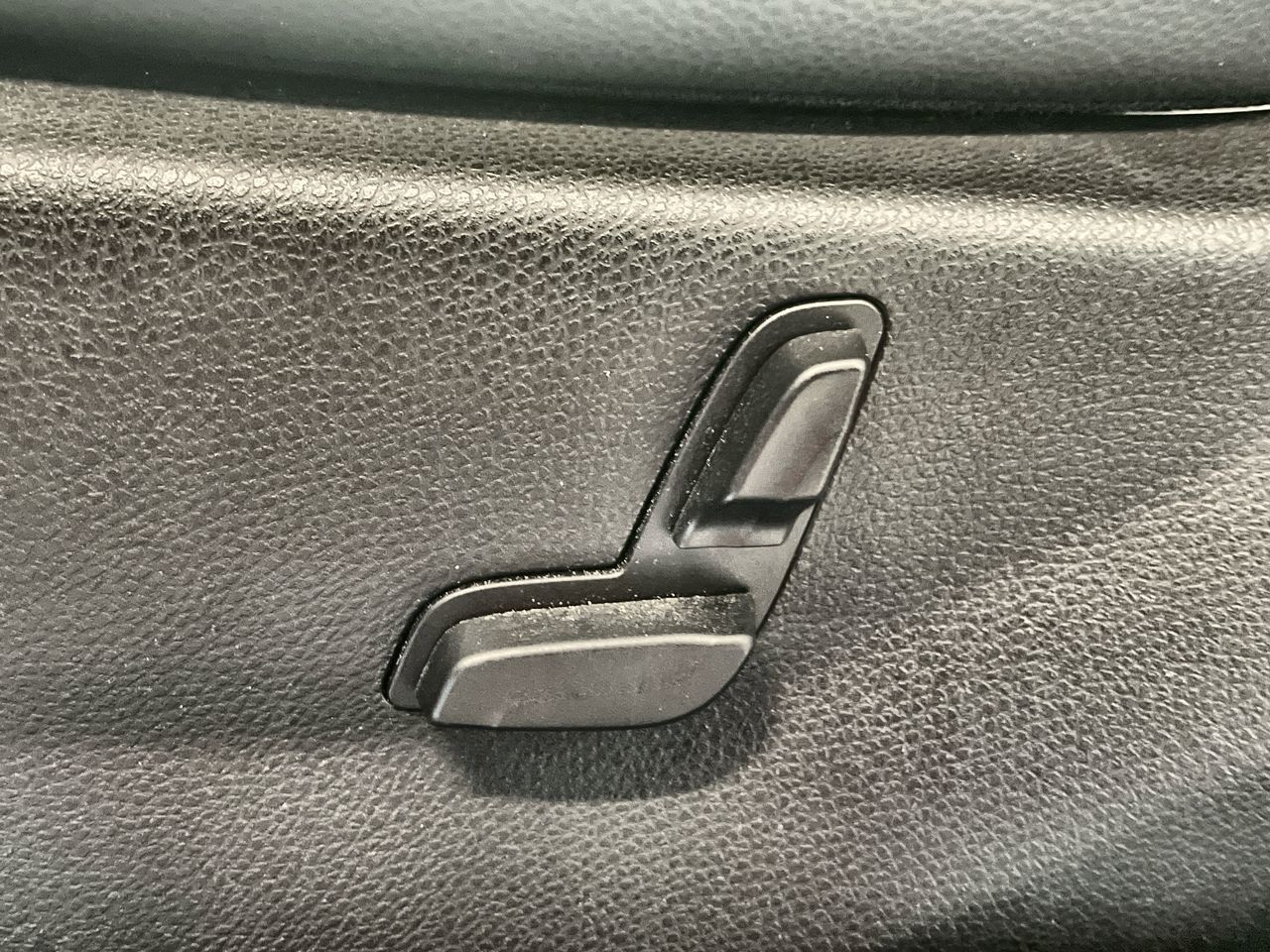 2014 Mercedes-Benz GLK350 in Vancouver, British Columbia