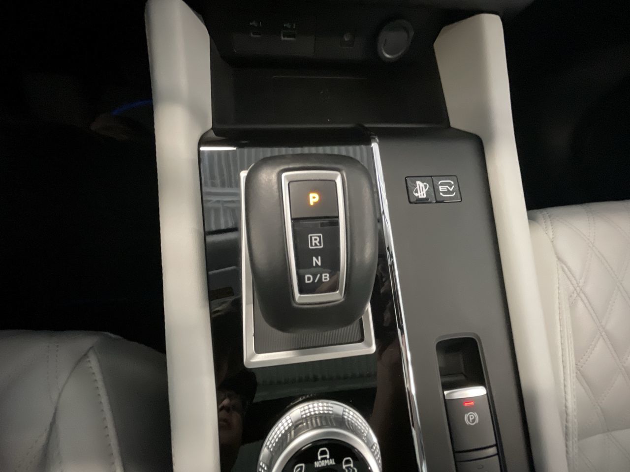 2025  Outlander Plug-In Hybrid