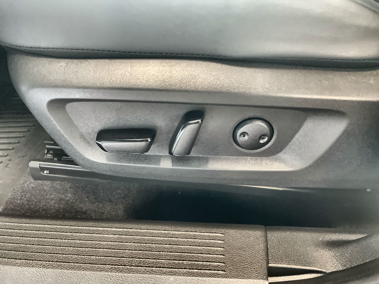 2024 Nissan Rogue in Vancouver, British Columbia
