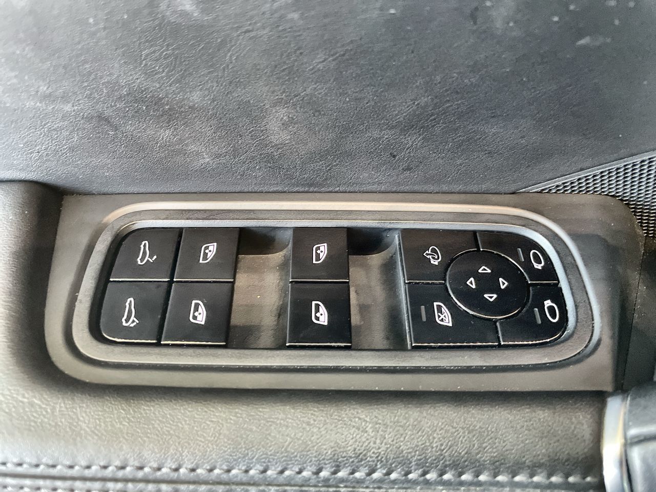 2020 Porsche Cayenne in Vancouver, British Columbia