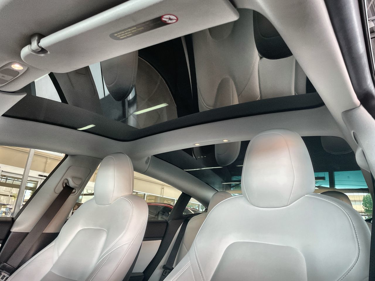 2019 Tesla MODEL 3 in Vancouver, British Columbia