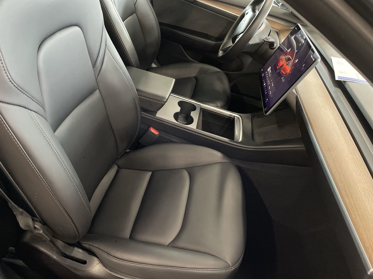 Voxcar TESLA Model 3 SEDAN in , VANCOUVER