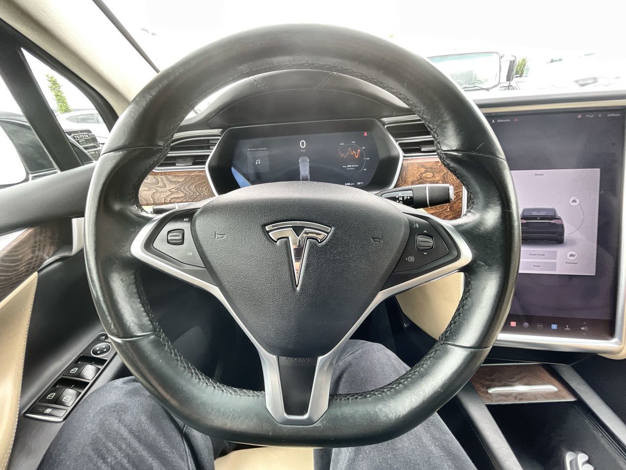 Tesla Model X  2017 à Vancouver, Colombie-Britannique
