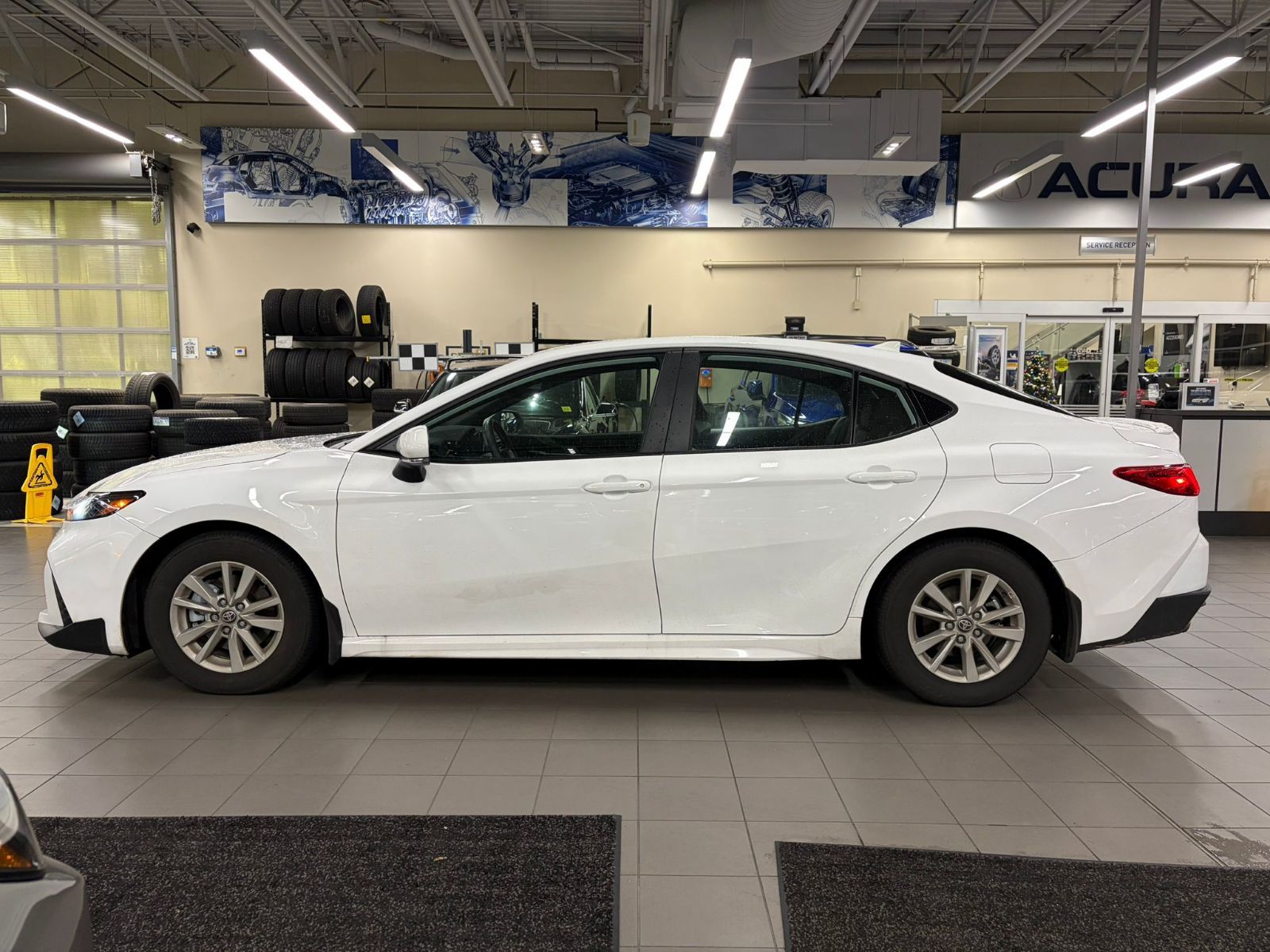 2025 Toyota Camry Hybrid