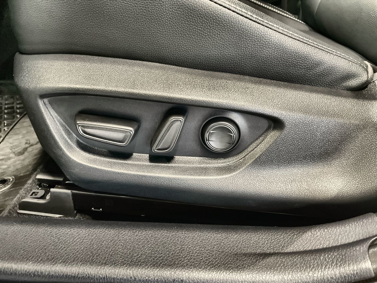 Toyota Camry Hybrid  2025 à Vancouver, Colombie-Britannique