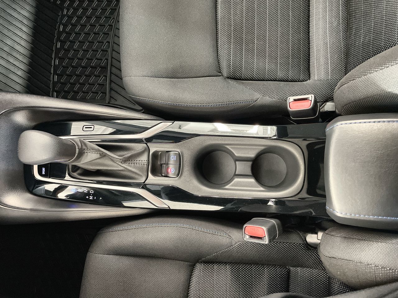 2022  Corolla