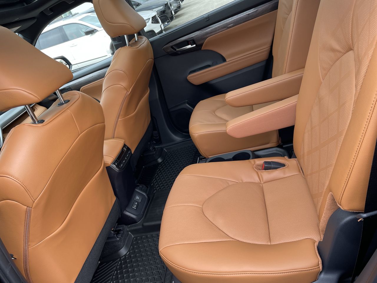 2026 Toyota Highlander Hybrid