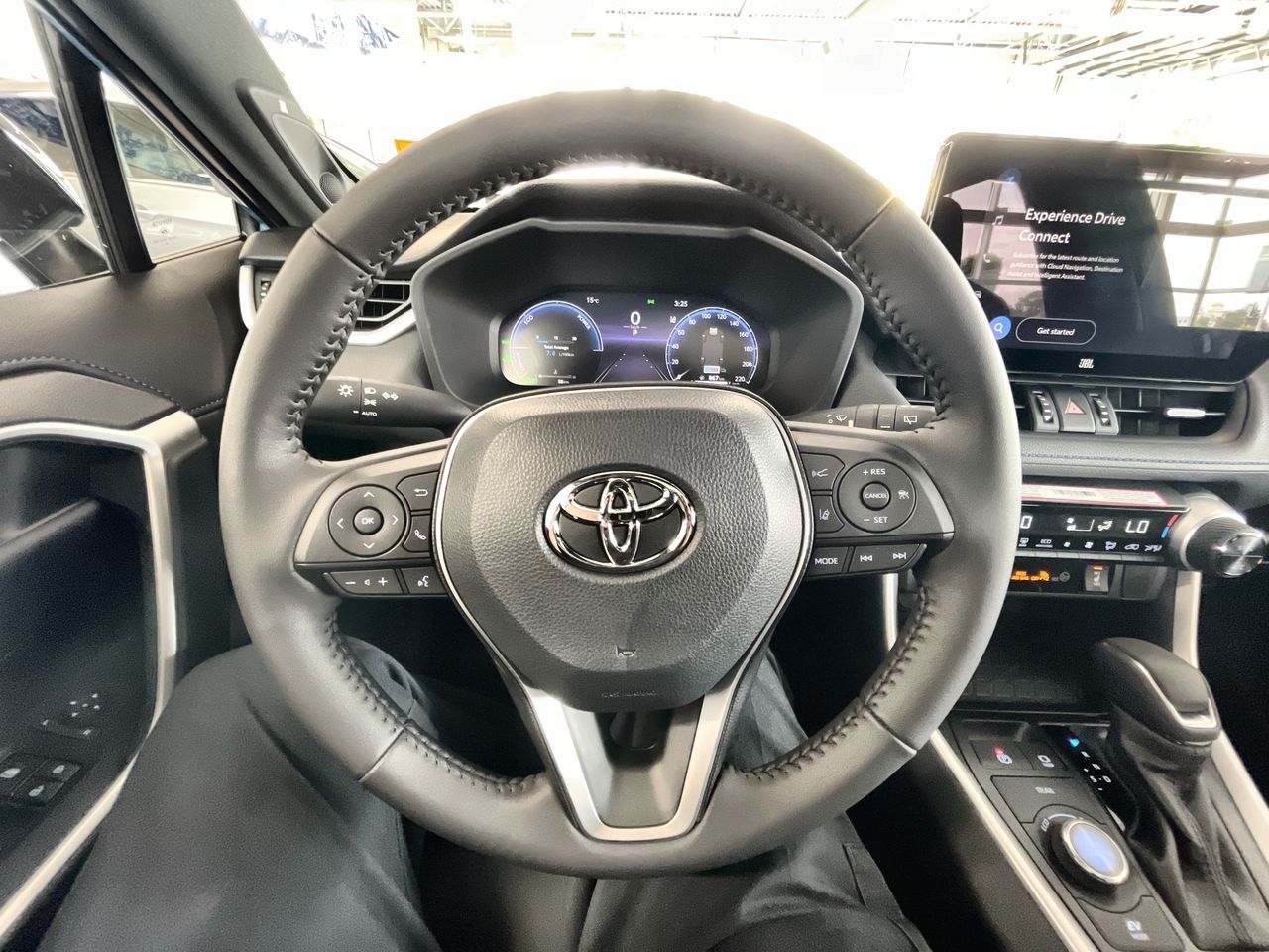 Toyota RAV4 Hybrid  2025 à Vancouver, Colombie-Britannique