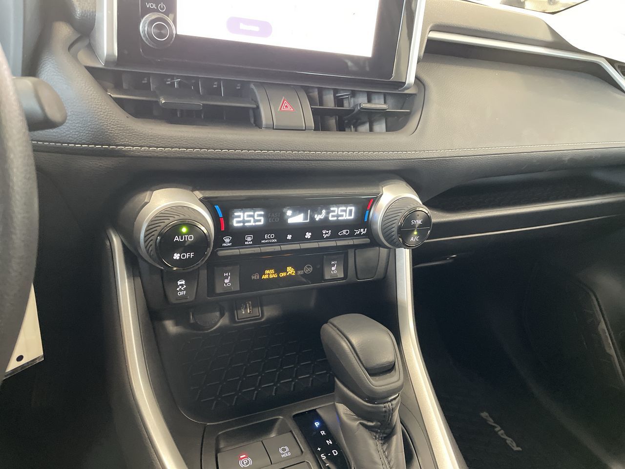 2025 Toyota RAV4 Hybrid